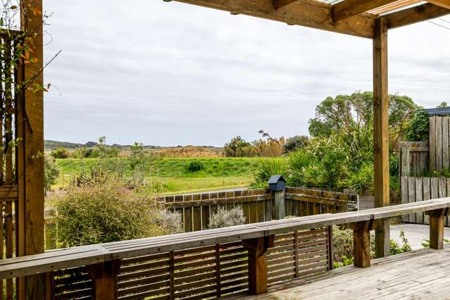 16 Kina Street Tangimoana_1