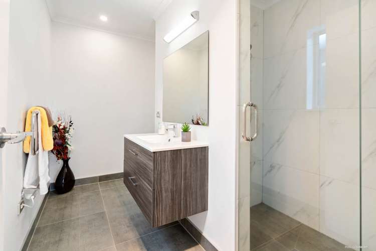 10 Karetai Crescent Favona_18