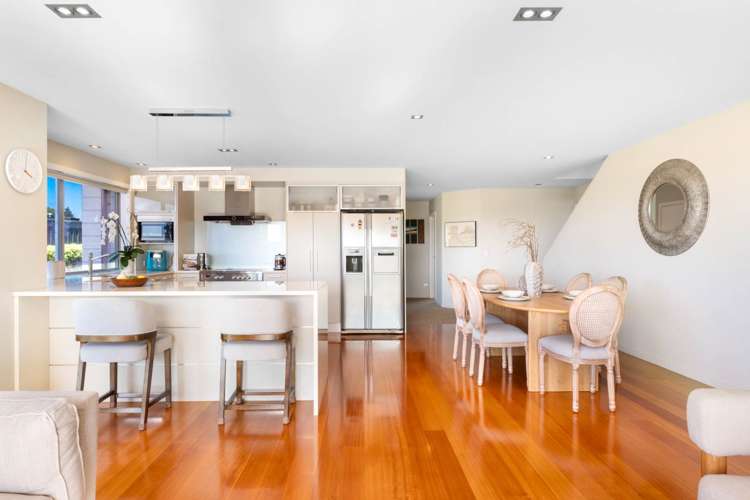 2/171 Kowhai Road Mairangi Bay_22