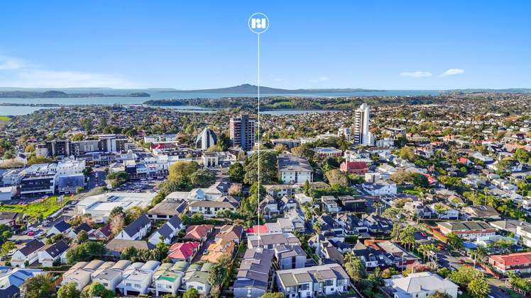 11/37 Saint Vincent Avenue Remuera_17