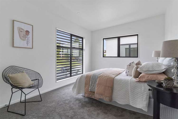 61-B Andrew Road 10679_9