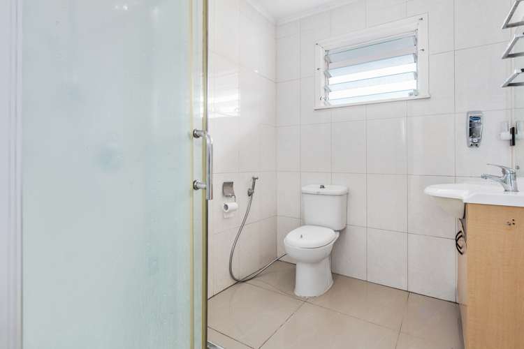 1/3202 Great North Road New Lynn_9