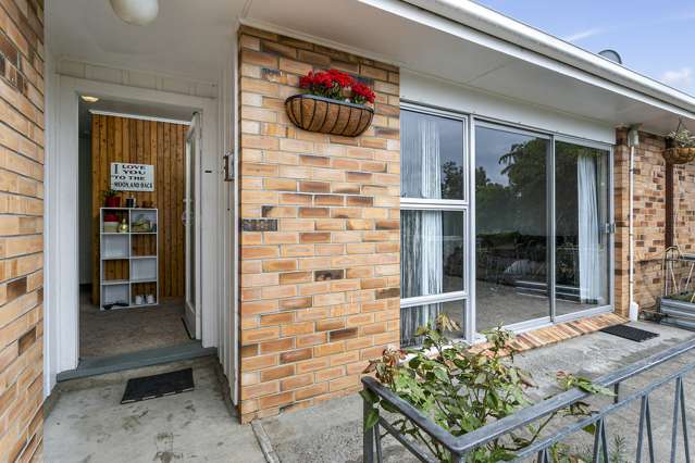 2/5 Addison Drive Glendene_1