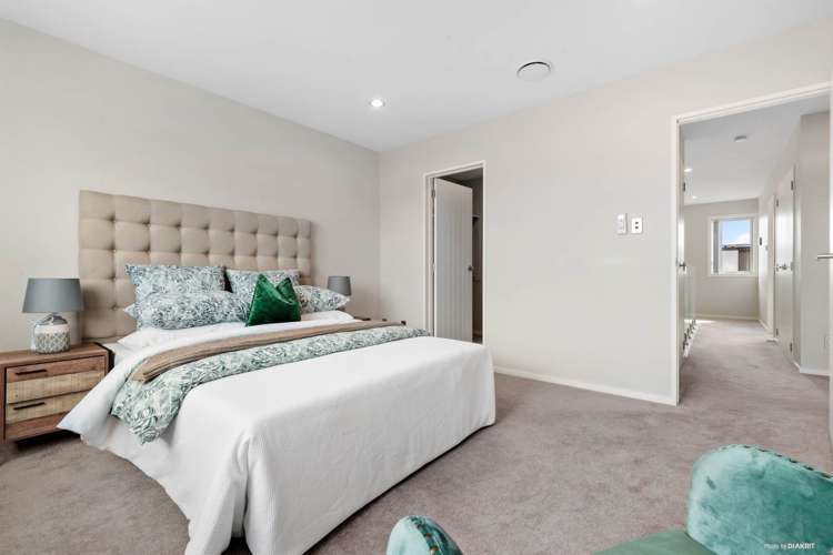 34 Pencaitland Drive Flat Bush_9