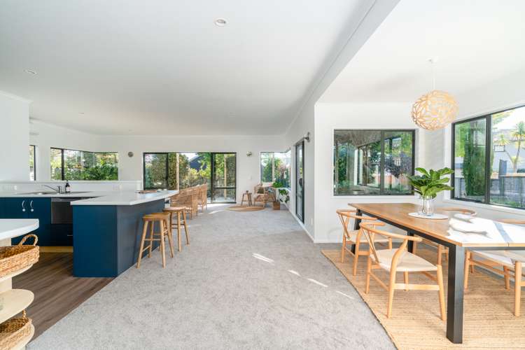 1/64 Logan Avenue Wharewaka_1