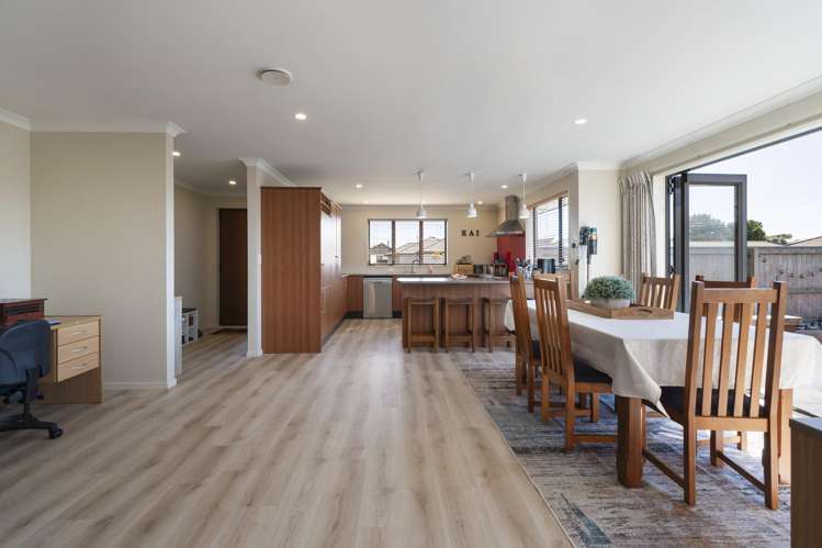 42 Peter Hall Drive Kelvin Grove_6