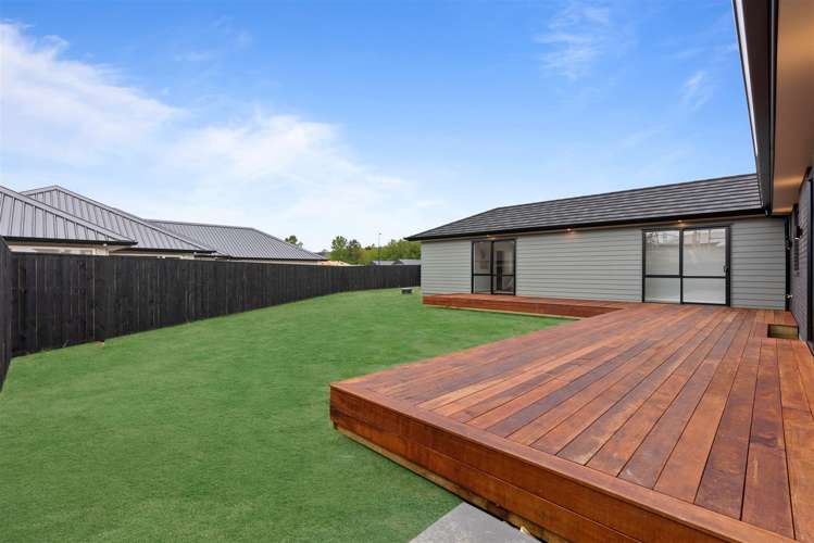 110 Monument Road Clevedon_13