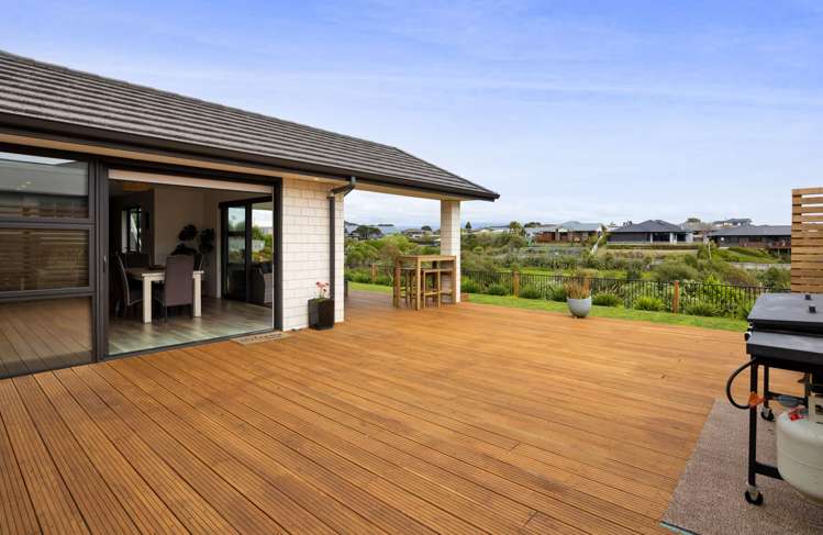 8a Jules Crescent Bell Block_23