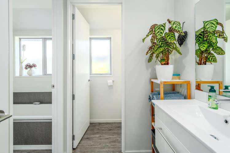 6 Mullion Lane Burwood_18