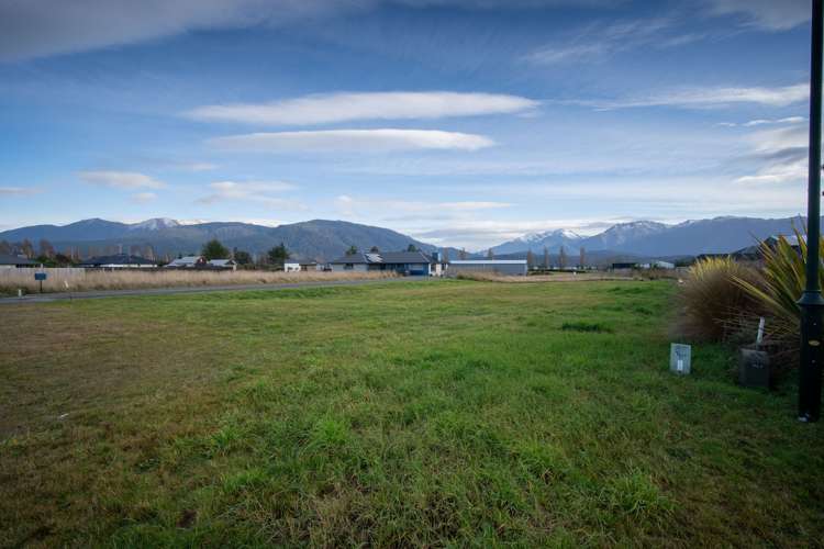 17 Breaksea Street Te Anau_6
