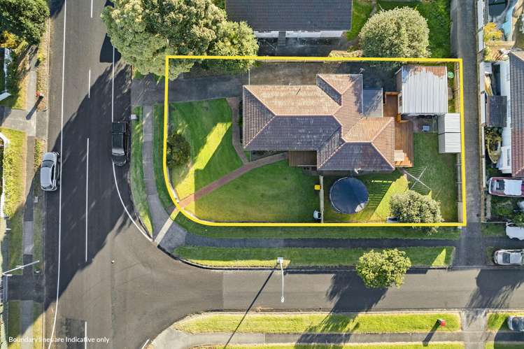 13 Gibbons Road Weymouth_17