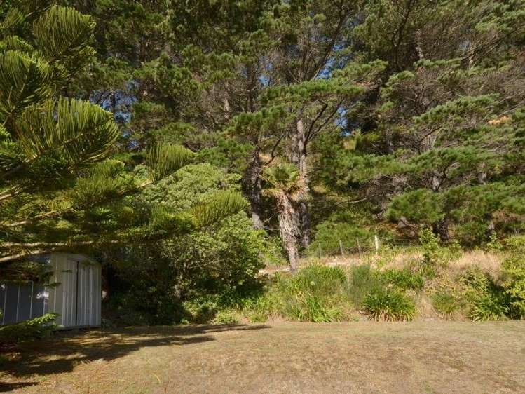 20 Lake Ferry Road Lake Ferry_15