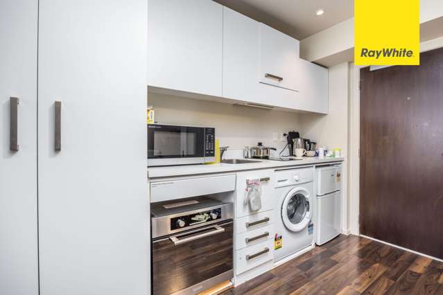 1702/10 Waterloo Quadrant Auckland Central_2