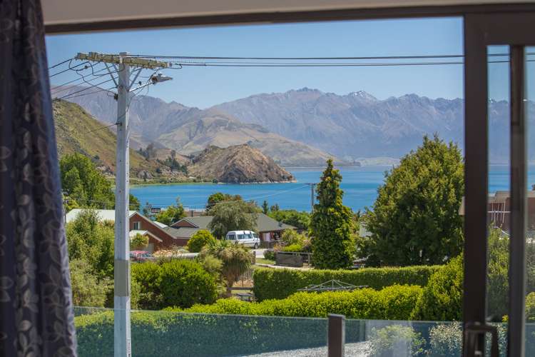 49 Parry Crescent Lake Hawea_21