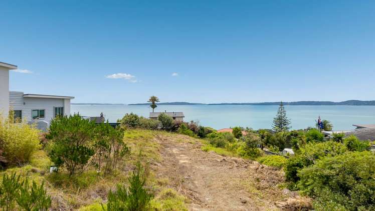 44 Craig Road Maraetai_2