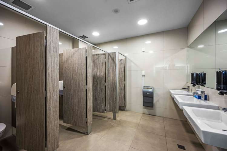 162 Victoria Street West City Centre_5