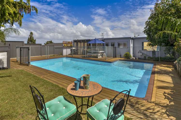 9 Christensen Place Forrest Hill_14