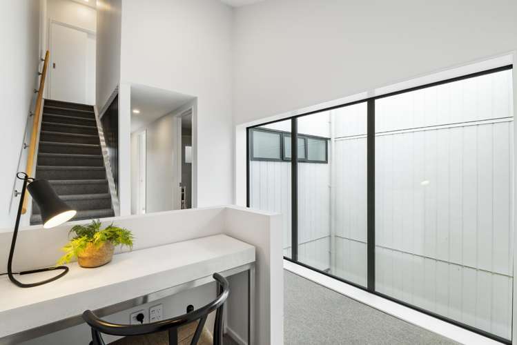 83 Bearing Parade Long Bay_13