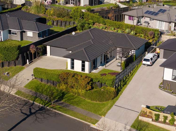 19 Ballintoy Park Drive Welcome Bay_18