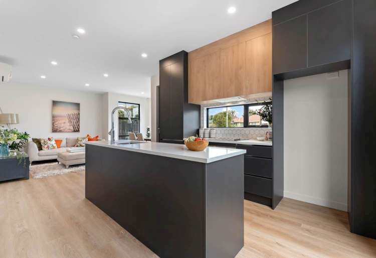 10a Serjeant Street Henderson_1