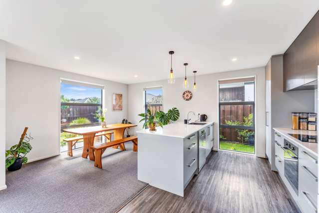 6 Burrow Street Rolleston_4