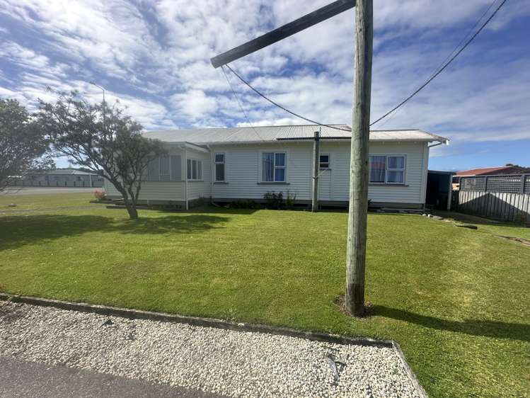 179 Weld Street Hokitika_22