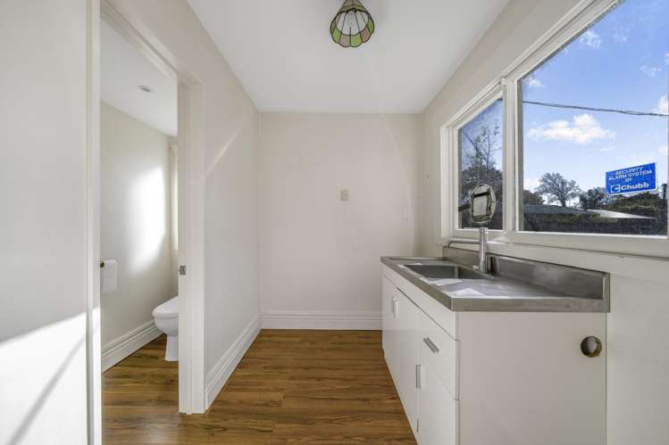 549 Ferry Road Woolston_9