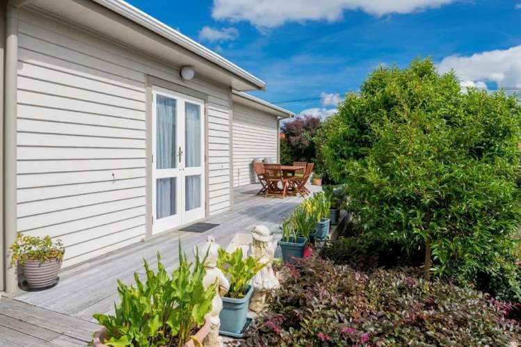 14 Queenwood Road Levin_13