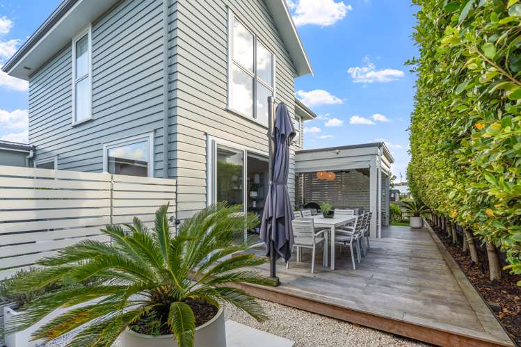 9 Symes Drive Red Beach_14