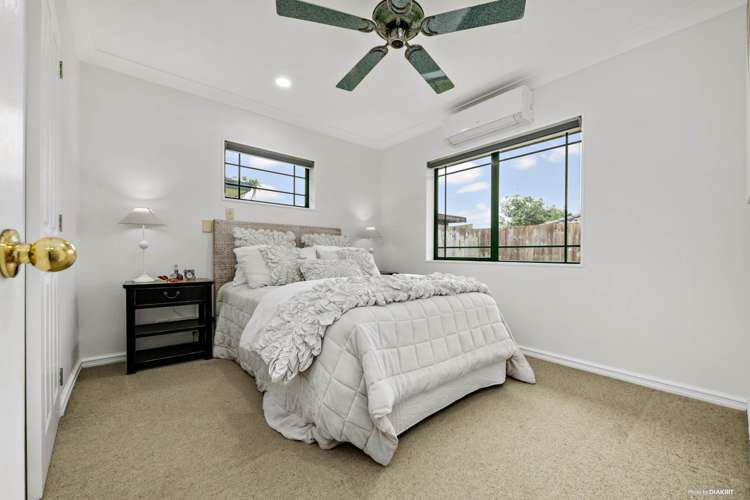 18 Lamia Place The Gardens_26