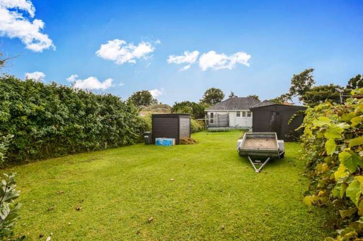 33 Coates Crescent Panmure_9