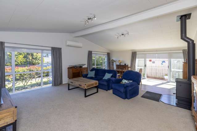71 Donovan Road Paraparaumu Beach_1