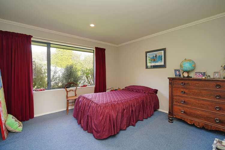 25 Spence Avenue Otatara_17