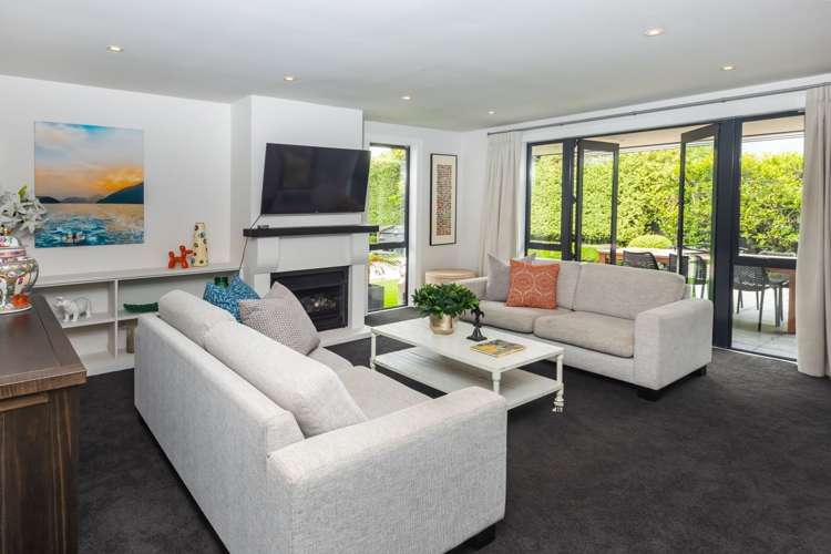 11 Lloyd Street Strowan_7