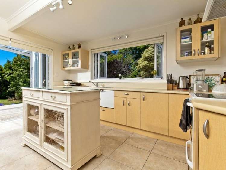 81 Oaia Road Muriwai_8