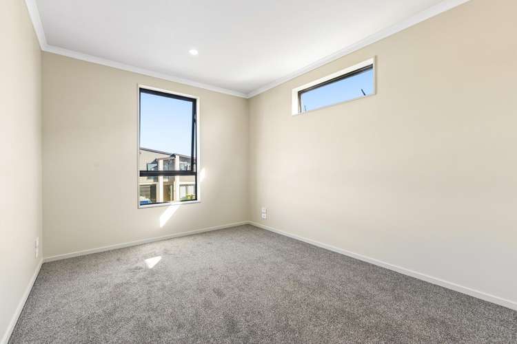 10 Cloonlyon Drive Flat Bush_11