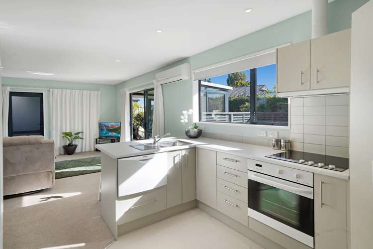 11 Clinton Lane Woolston_6