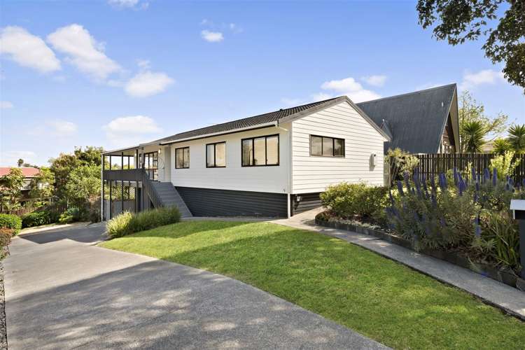 56 Saint Annes Crescent Wattle Downs_2