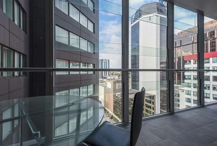 1509/26 Albert Street (inc power, water, internet) 10015_7