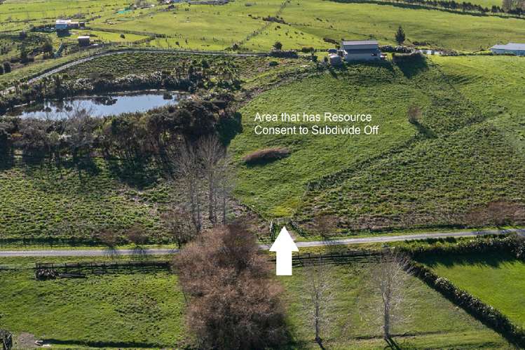 52 Lara Lane Kaiwaka_12