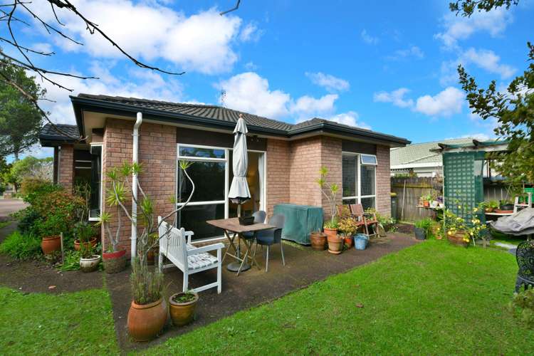 8 Chalmers Close Orewa_14