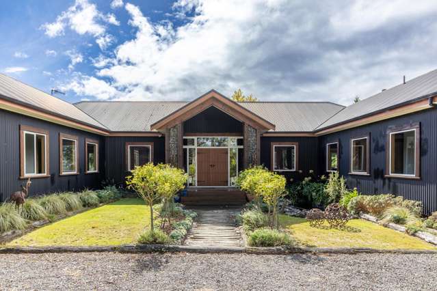 The ultimate entertainers retreat