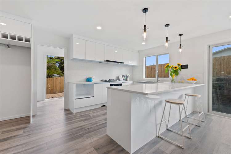 24 Glendene Avenue Glendene_8