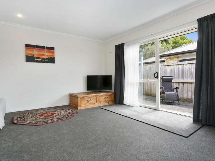 27/2 Grace Avenue Leamington_5