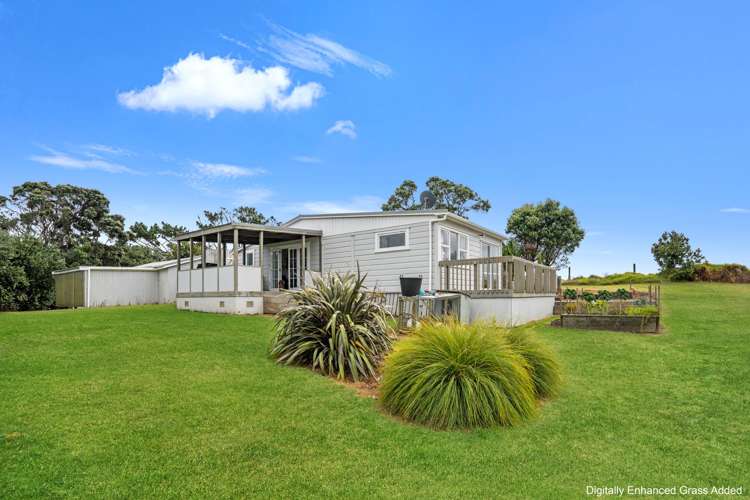 125 Rehutai Road Baylys Beach_21