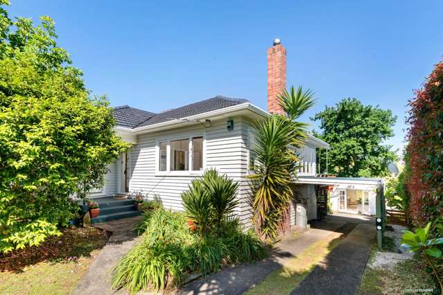 38 Queen Mary Avenue New Lynn_2