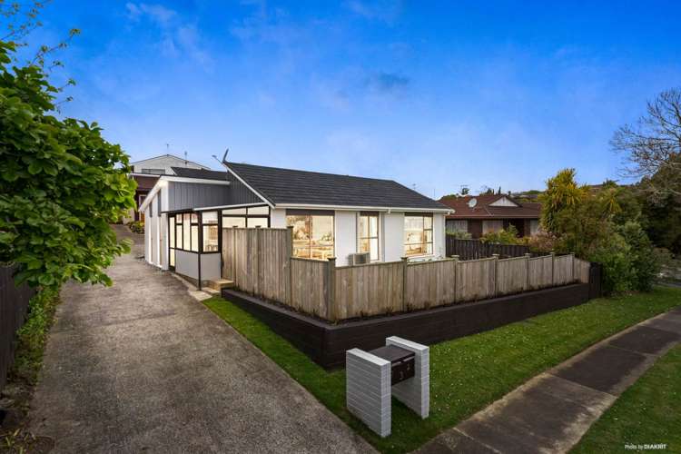 1/3 Bramley Drive Farm Cove_10