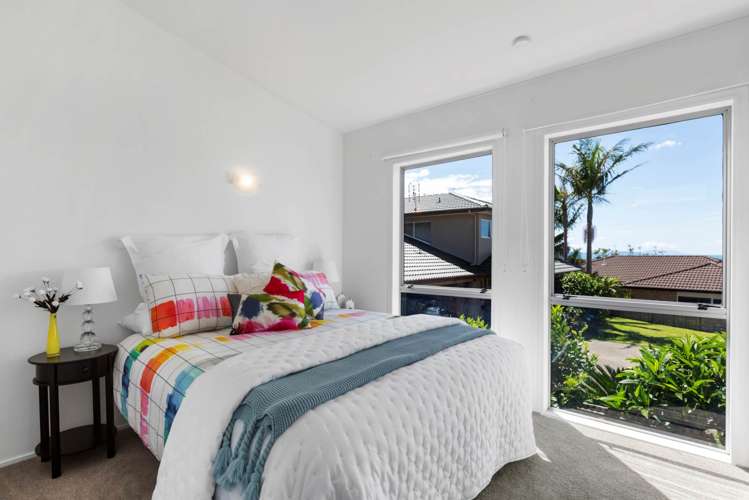 8 Wiriana Place Stanmore Bay_9