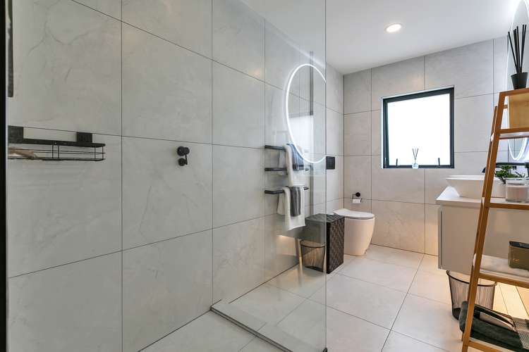 2/21 Rangitoto Terrace Milford_10