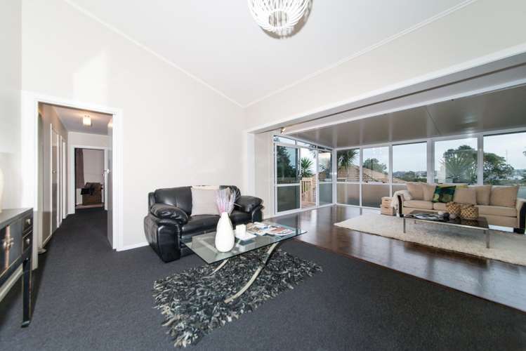 25 Thomas Avenue Te Atatu Peninsula_7